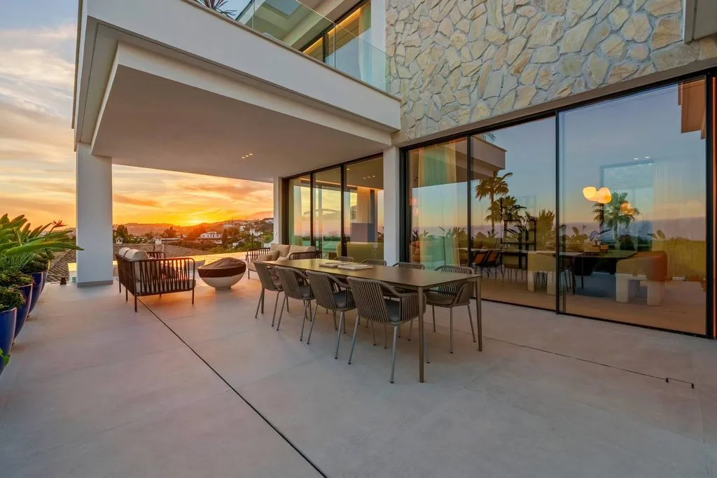 Terrasse - Luxury Villa with Infinity Pool in La Quinta, Benahavís