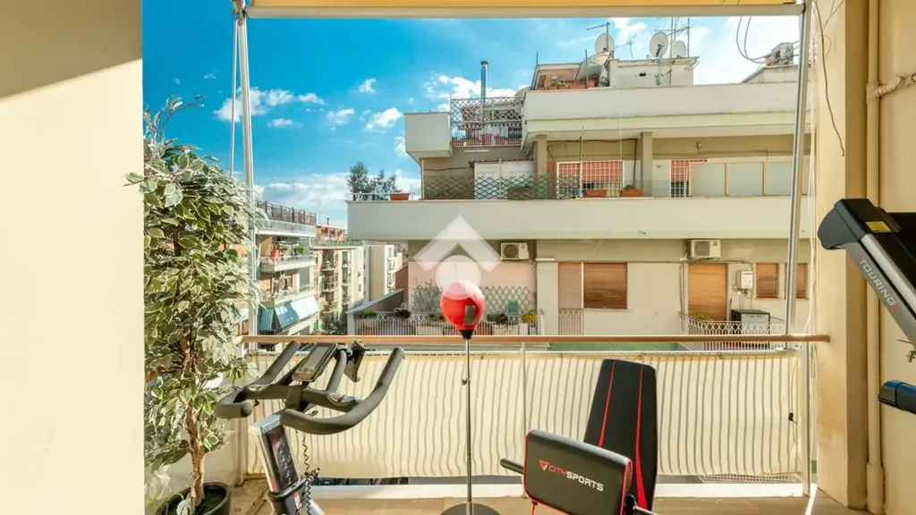 Toad - Luxury Apartment with Balconies in Rome