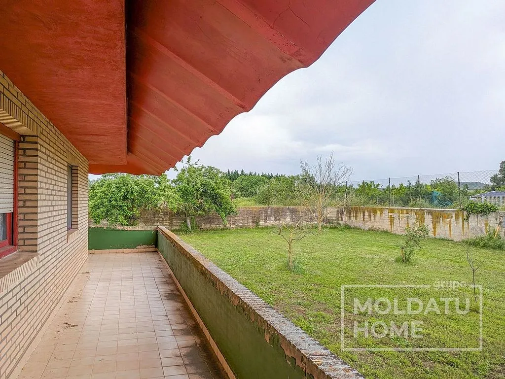 Terrass - Chalet with Private Pool in Lodosa