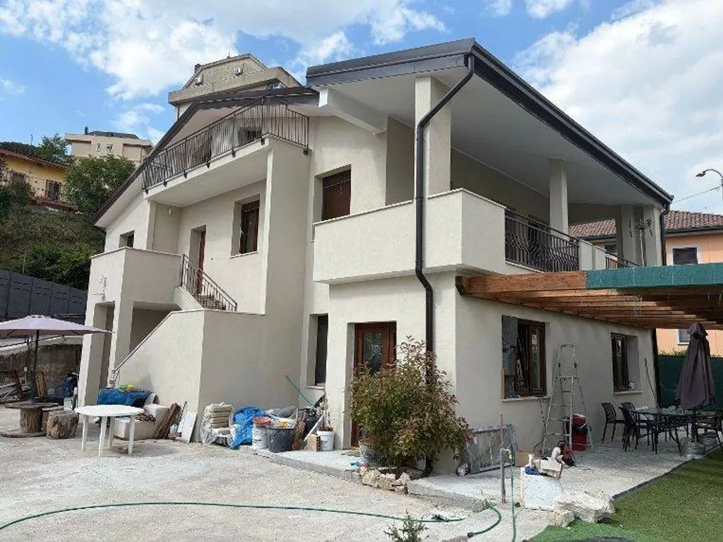 Extérieur - Luxury Villa with Private Garden in Potenza