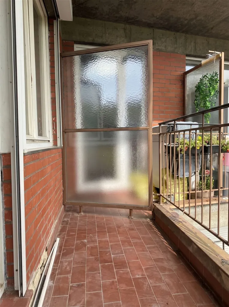 Rõdu - Apartment with Terrace in Molenbeek-Saint-Jean