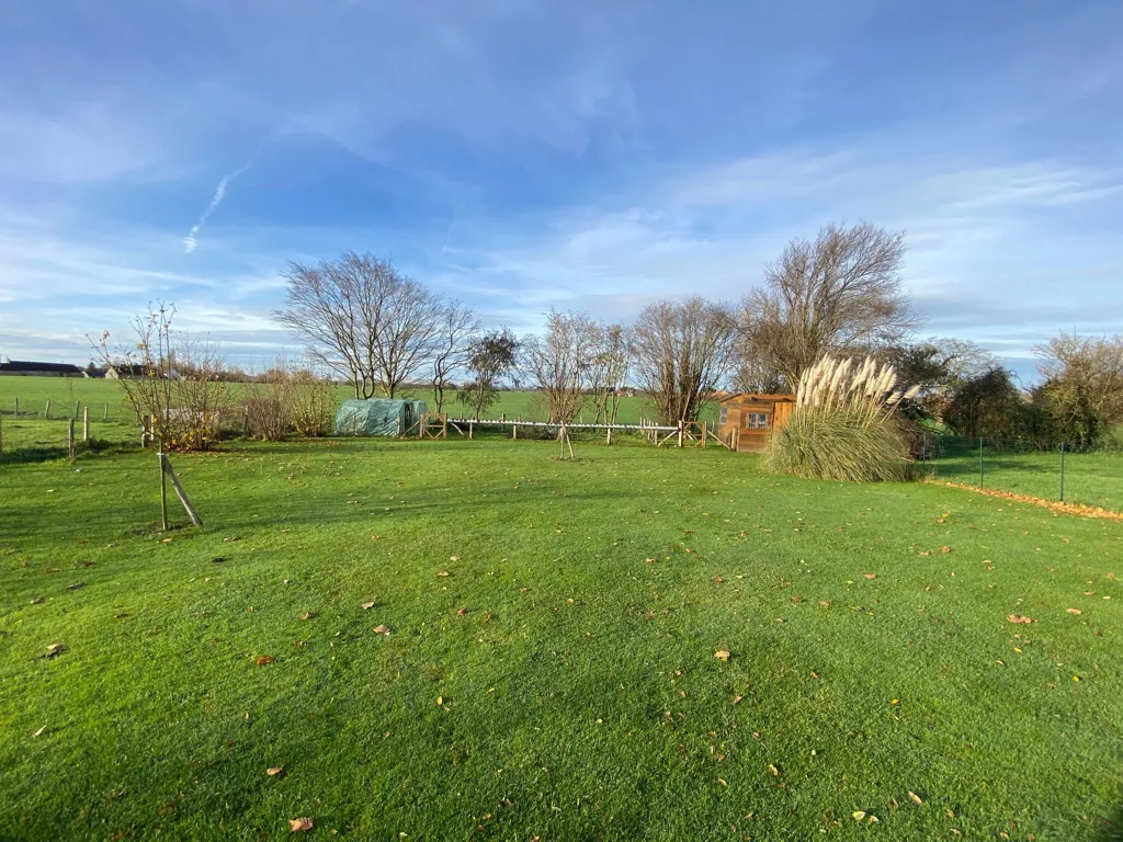 Aed - Single-Storey House with Garden in Meurcé