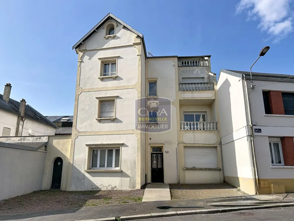Extérieur - Appartement Lumineux avec Balcon à Saint-Quentin