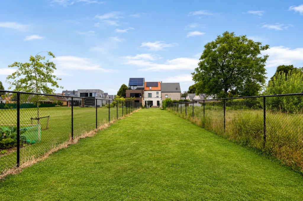 Aed - Fully Renovated House with Solar Panels in Idegem