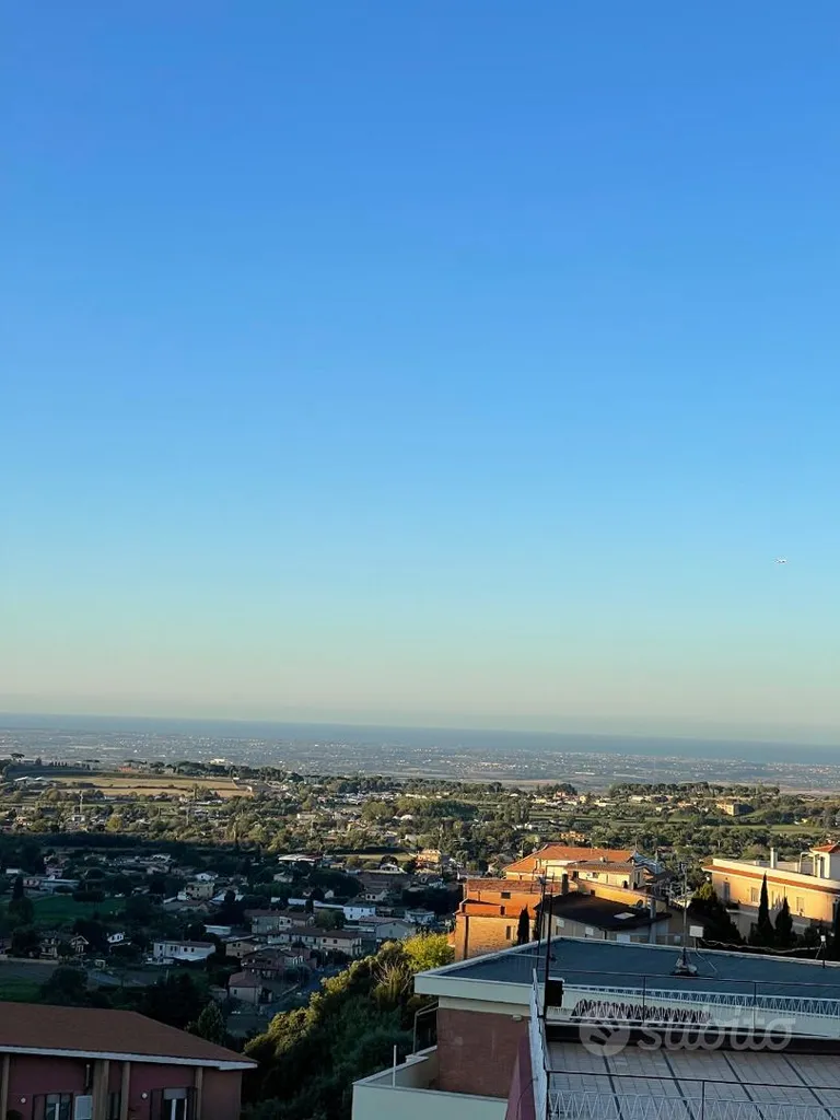 Balcon - Spacious Studio with Sea View in Ariccia