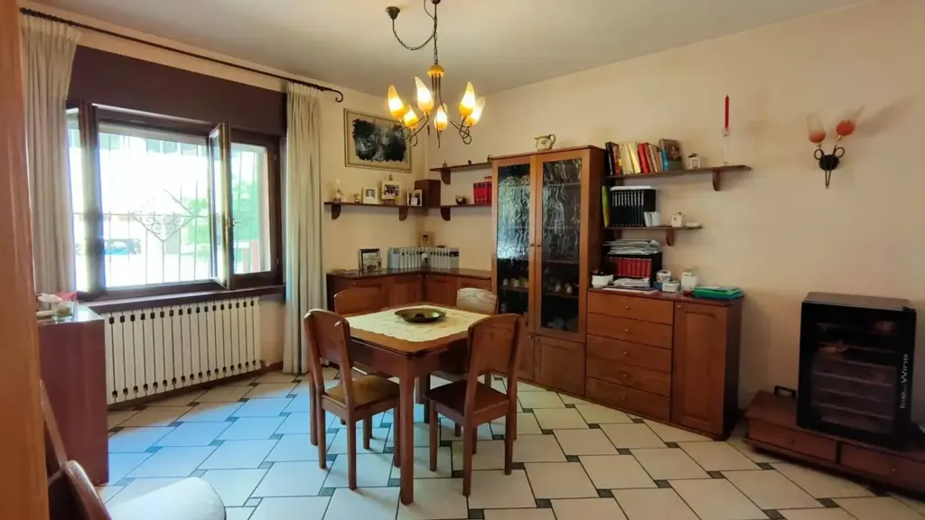 Söögituba - Villa with Private Garden in Udine