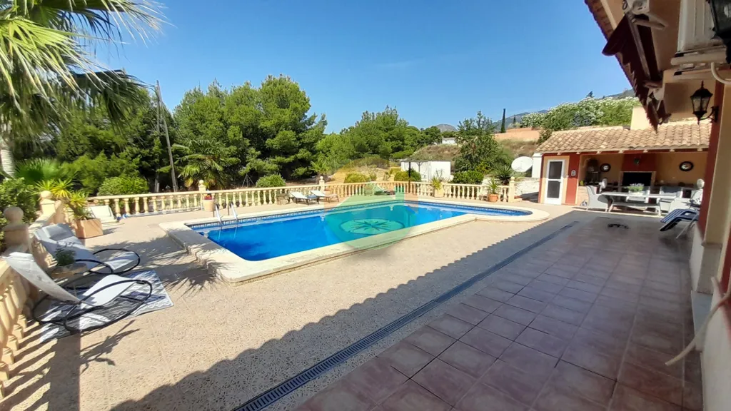 Piscina - Detached Villa with Pool in Totana