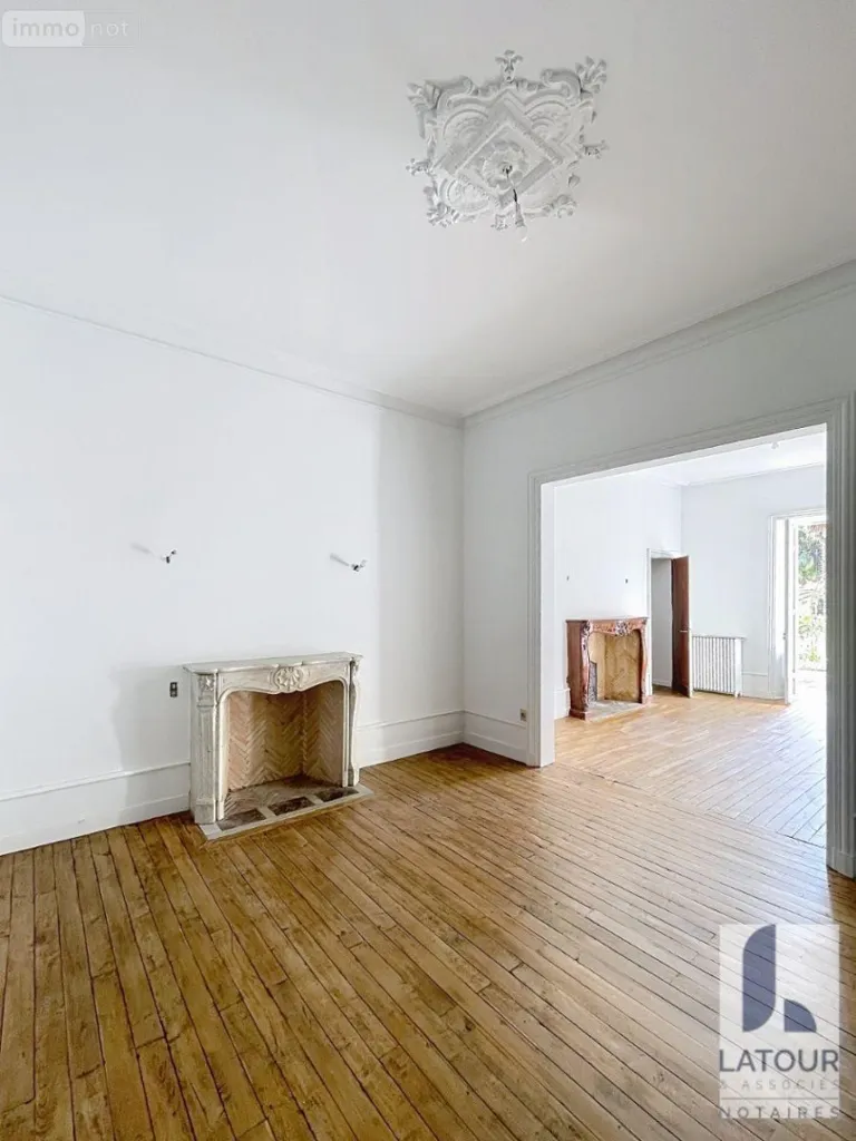 Elutuba - Charming 1890s House with Pool in Périgueux