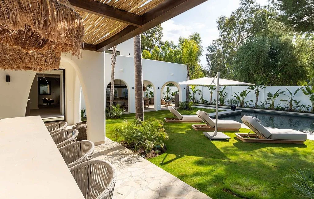 Bassein - Renovated Villa with Pool in Guadalmina