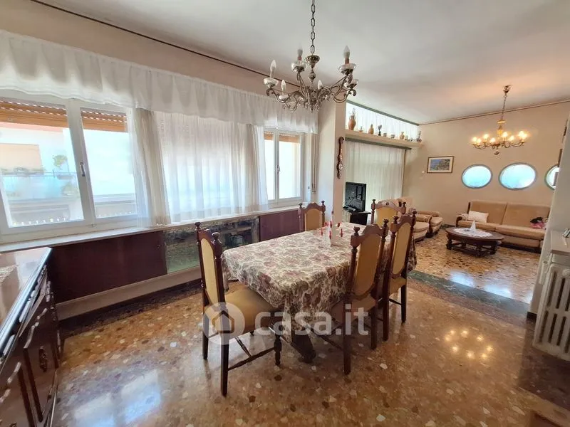 Söögituba - 1950s Villa with Garden in Spilimbergo