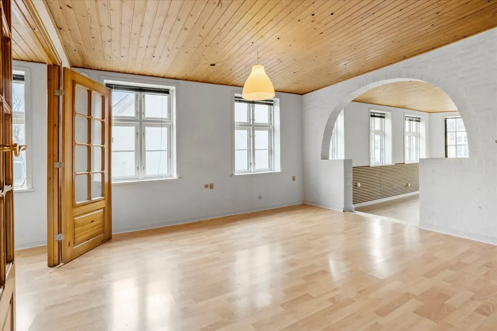5-room house in Løgumkloster