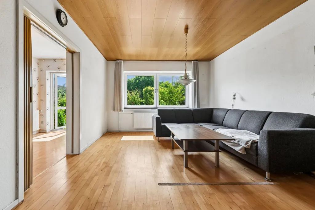 Elutuba - Apartment with South-Facing Garden in Taastrup