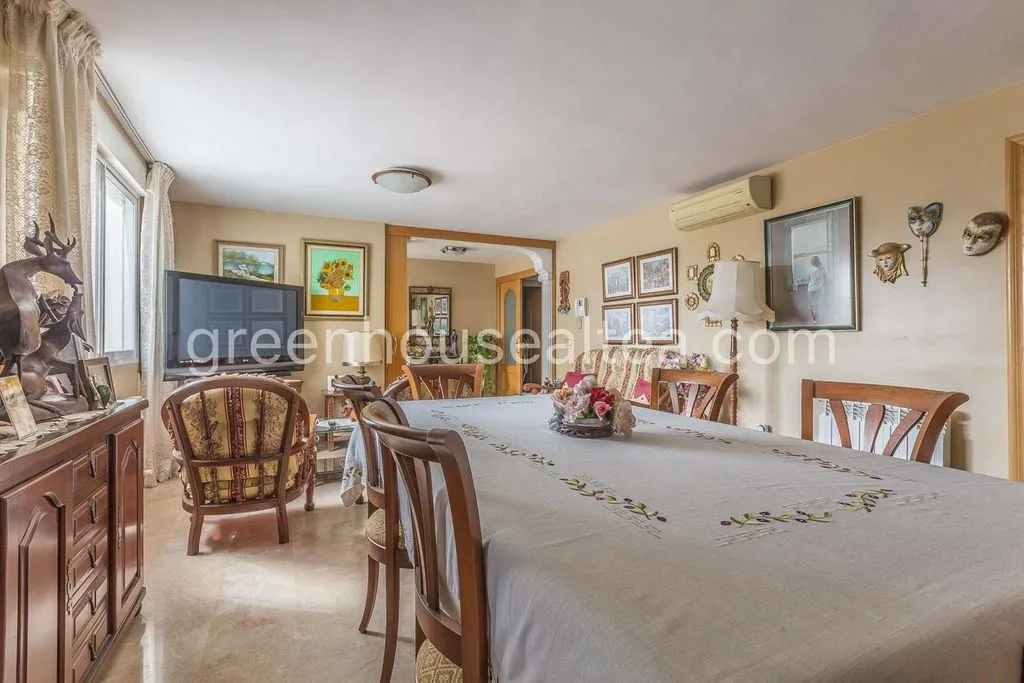Dining Room - Luxury Villa with Pool in L'Alfàs del Pi