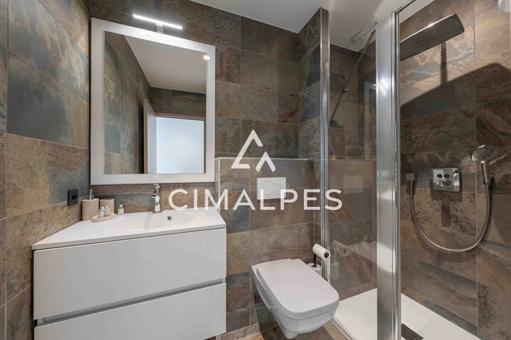 Salles de bain - Appartement de Prestige avec Vue sur les Sommets