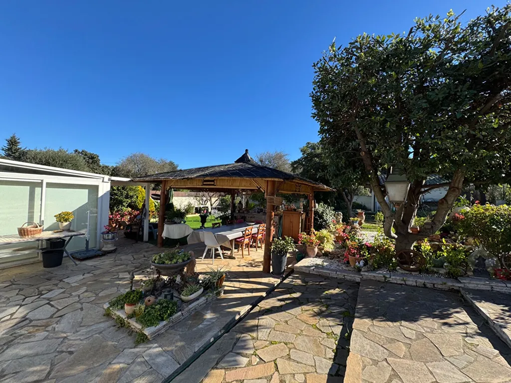 Terrazza - House with Pool in Balaruc Le Vieux