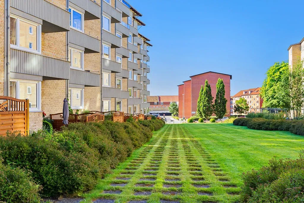 Jardin - Spacious 4-Room Apartment in Randers C
