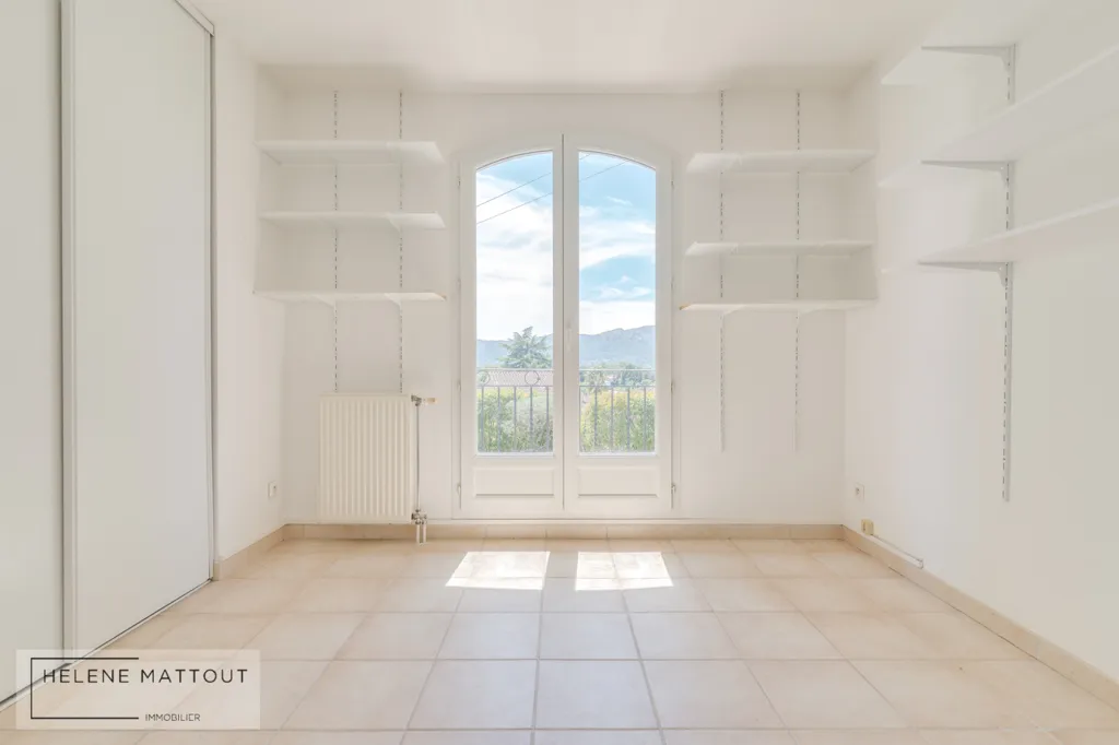 Maison 5 pièces à La valentine