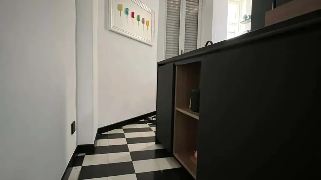 Entrée - Bright Studio with Balcony in Milan