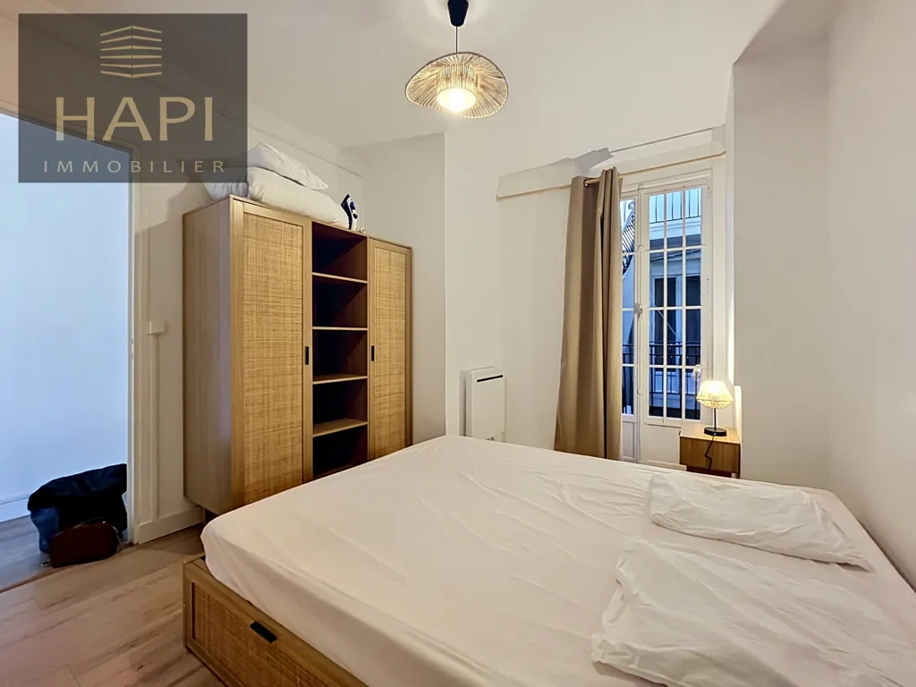 Chambres - Appartement Rénové avec Balcon au 2e Arrondissement de Lyon