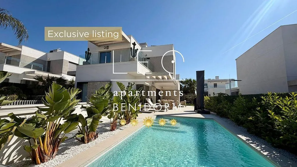 Piscine - Luxury Villa with Sea Views in Finestrat