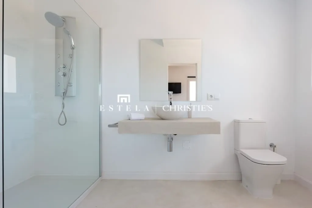 Vannitoad - Panoramic Villa with Pool near Ibiza