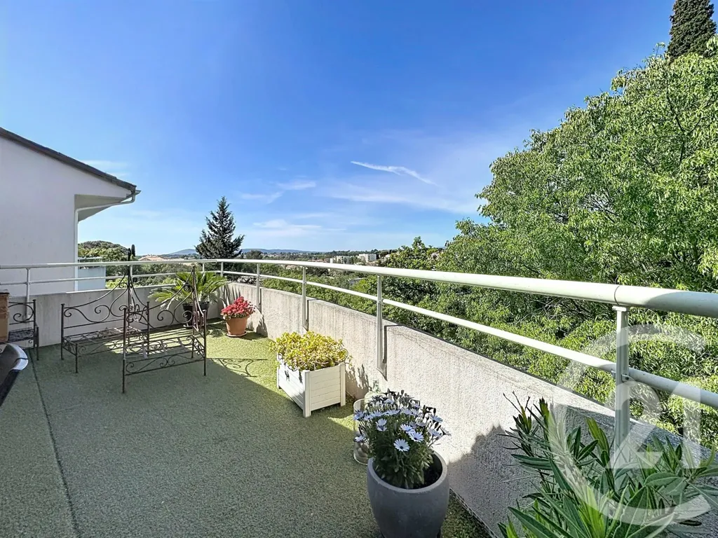 Balcon - Duplex T3 Bis avec Deux Terrasses à Montpellier