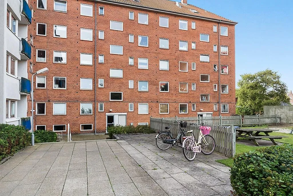 Aed - Two-Bedroom Flat with Balcony in Randers
