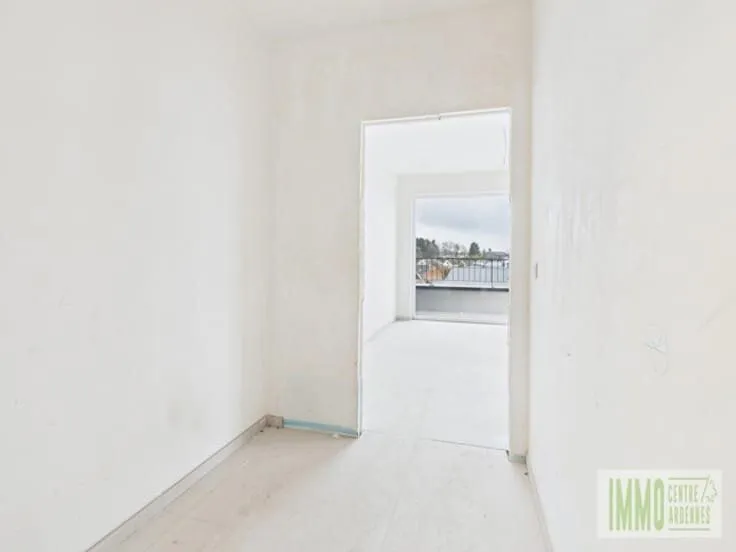 Pièces - Appartement à Libramont-Chevigny