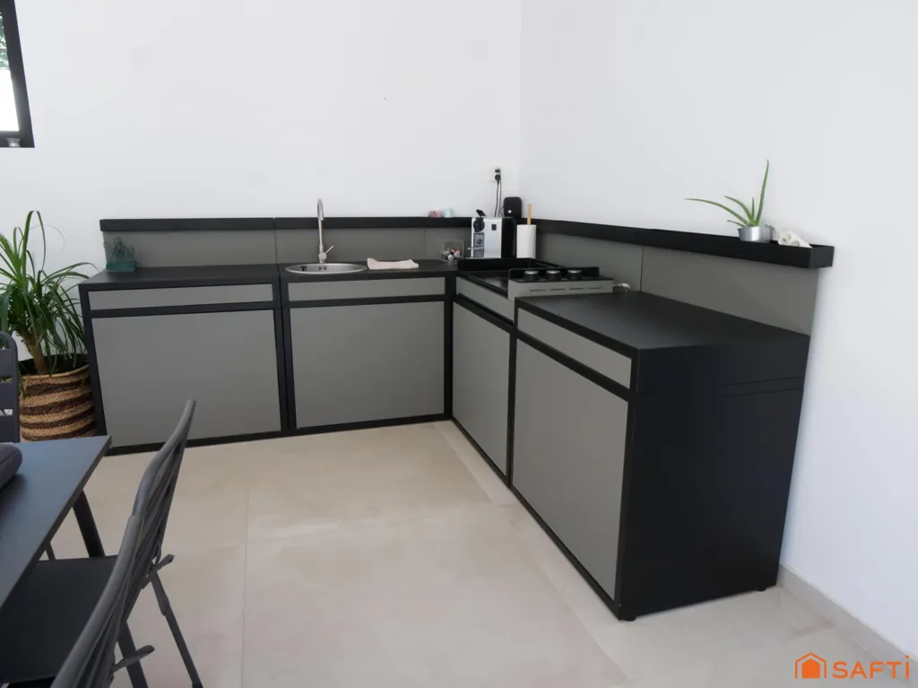 Cuisine - Villa Contemporaine avec Piscine à Pujaut
