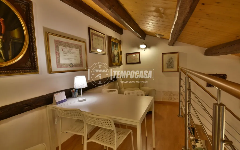 Pièces - Restored Apartment with Double Garage in Osimo
