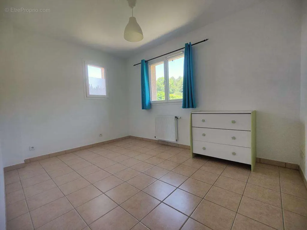 Magamistoad - Luxury House with Cathedral Ceiling in La Buisse