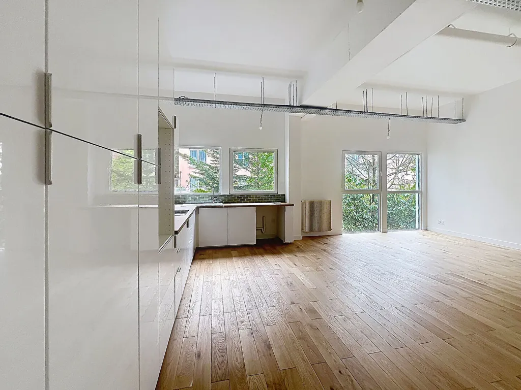 Séjour - Appartement Loft avec Parking à Suresnes