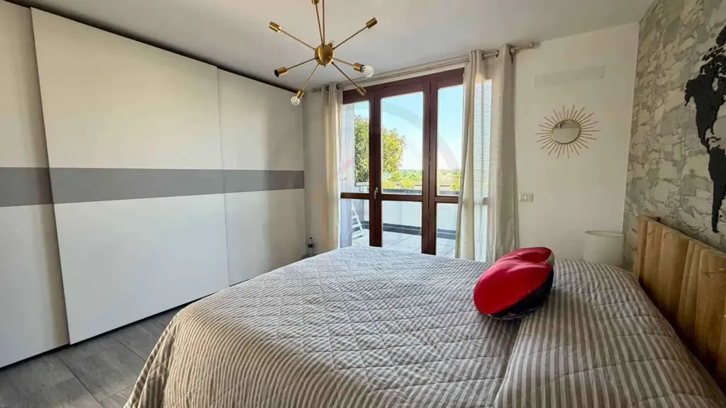 Magamistoad - Luxury Triplex with Terraces in Mariano Comense