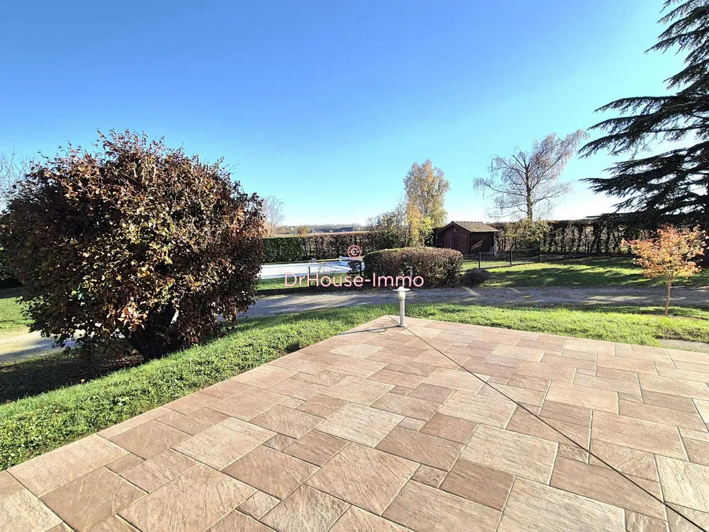 Aed - Rénovated House with Pool in Dracy-le-Fort