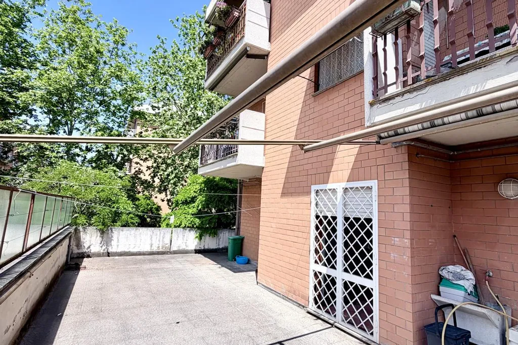 Balcon - Rusticated Apartment with Large Terrace in Genzano di Roma