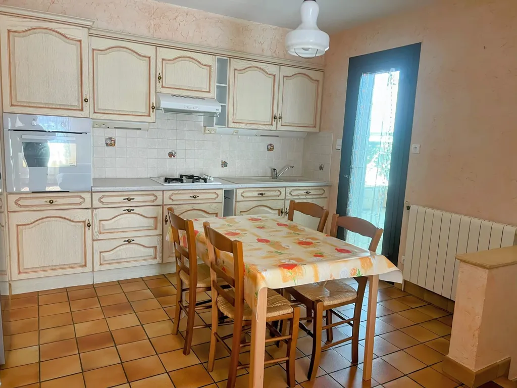 Salle à manger - Villa avec Vue Imprenable et Piscine près de Limoux