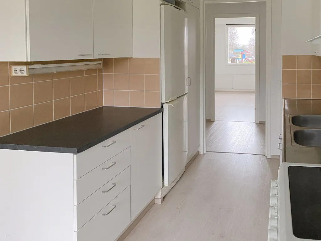 Cucina - Spacious Apartment with Balcony in Salo