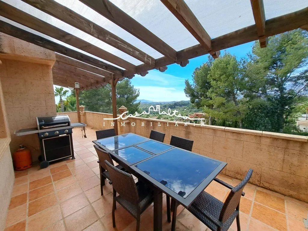 Terrasse - Luxury Chalet with Mountain Views in Altea
