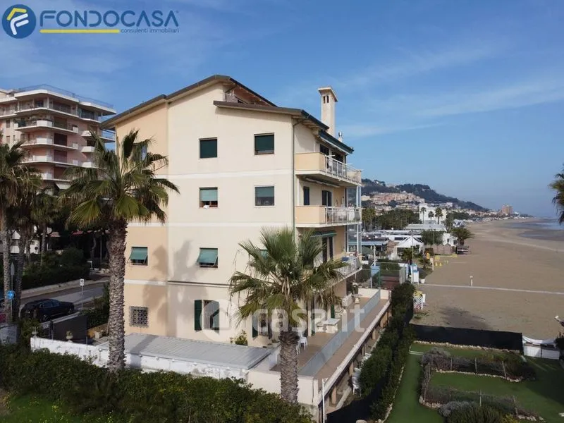 Välivaade - Beachfront Apartment with Terrace in Grottammare