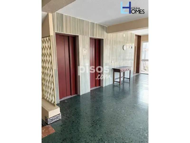 Esik - Beachfront Apartment with Pool in Playamar