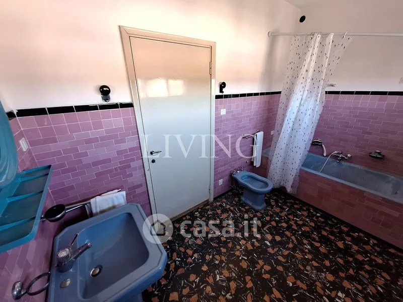 Vannitoad - 1950s Villa with Garden in Spilimbergo