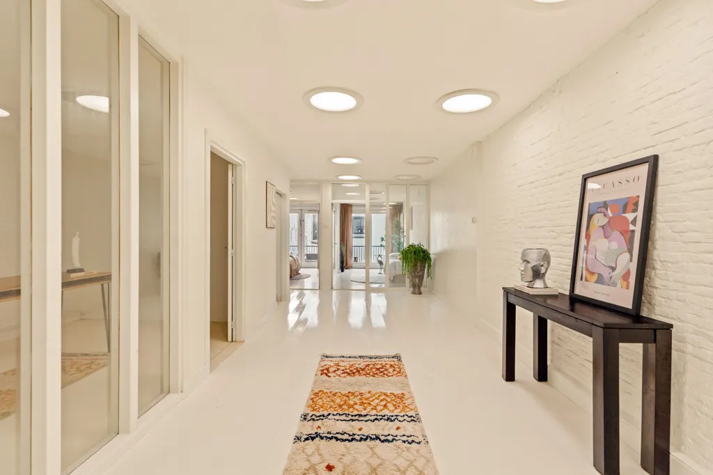 Hallway - Galerijflat with Garden at Lijnbaansgracht