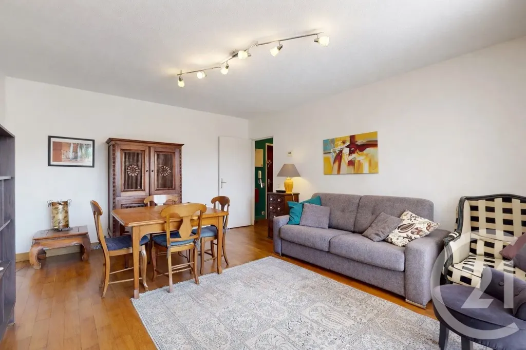 Living Room - T2 Flat with Balcony in Biarritz