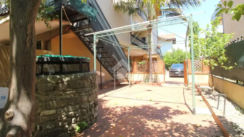 Terrazza - Trilocale with Private Garden in Agropoli