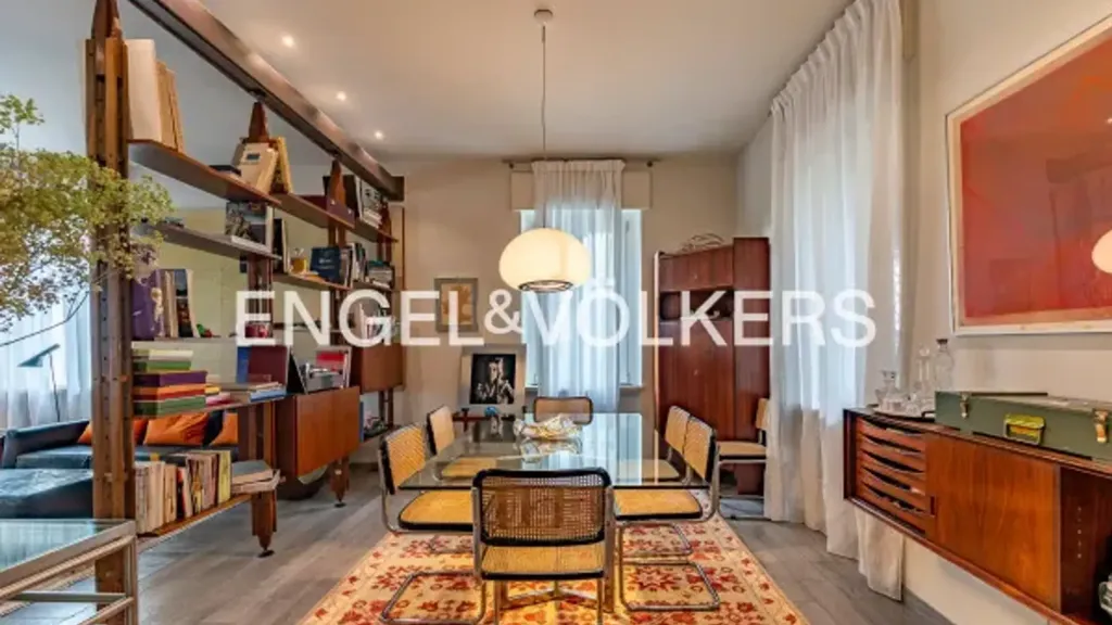 Dining Room - Rustic Villa with Private Garden in Verona