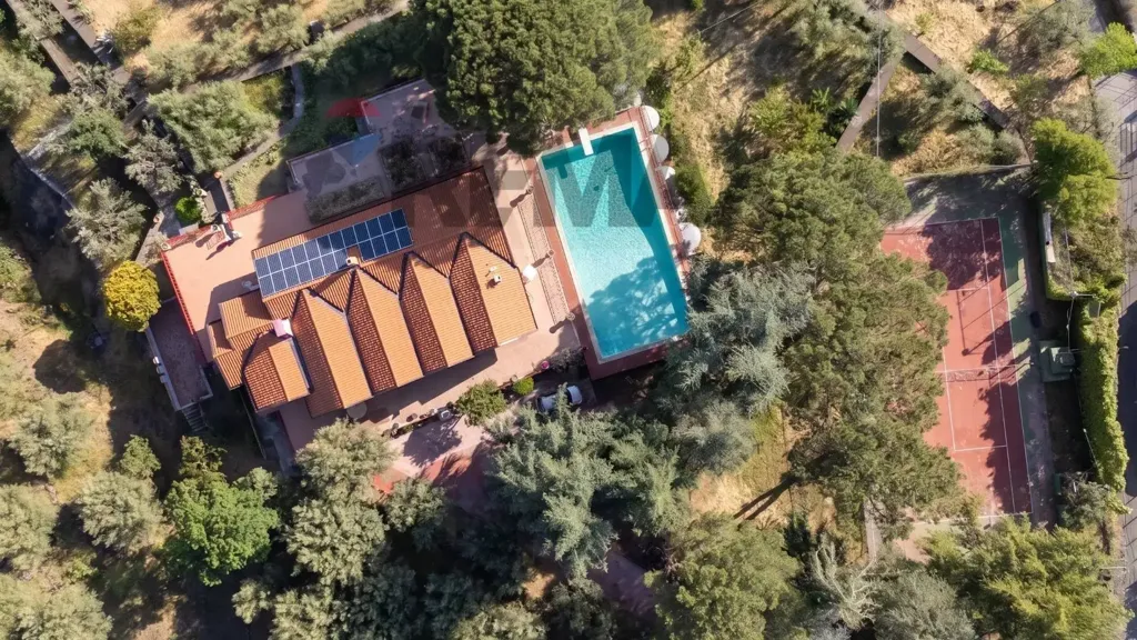 Vue aérienne - Villa with Panoramic Pool in Biancavilla