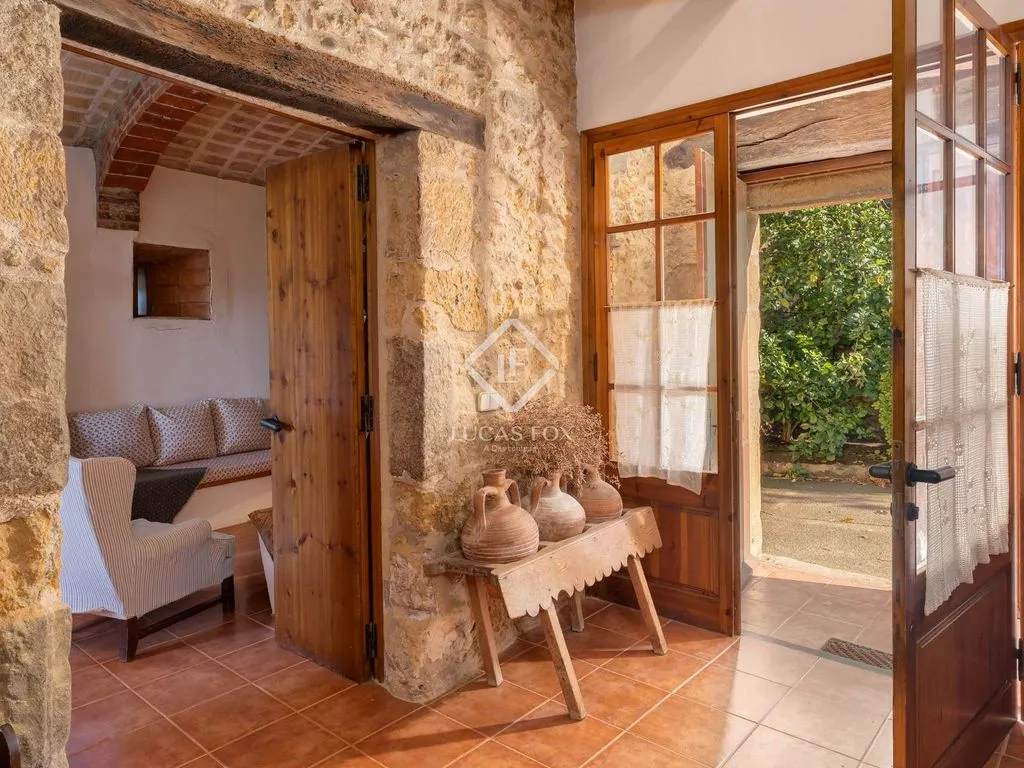 Terrace - Traditional Stone Cottage with Pool in Bàscara