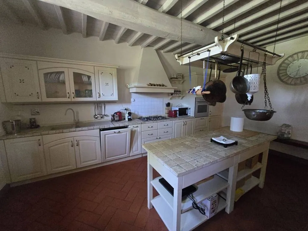 Cuisine - Restored Casale with Pool in Terranuova Bracciolini