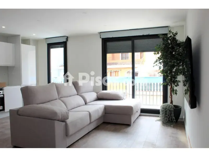 Elutuba - Modern Flat with Terrace in Alberic