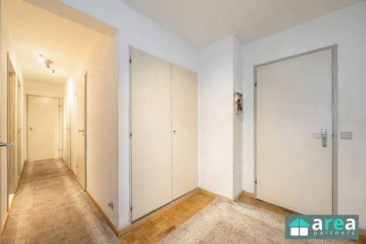 Ingresso - Apartment with Canal View in Deurne, Antwerp